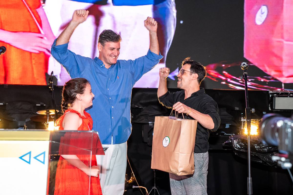 Festa de 80 anos, Filme de 80 anos - 71